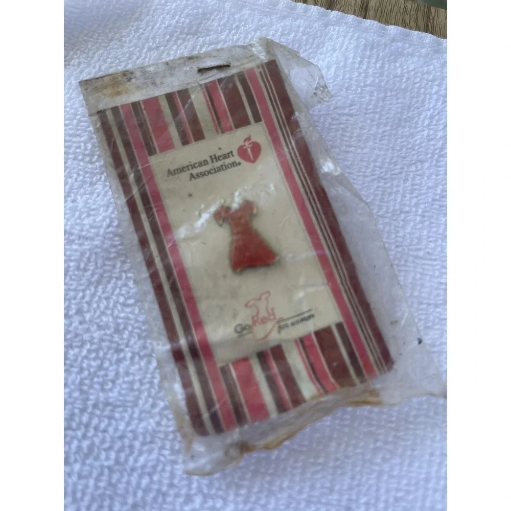 00028 Go Red for Women Red Dress American‎ Heart Association Awareness Pin